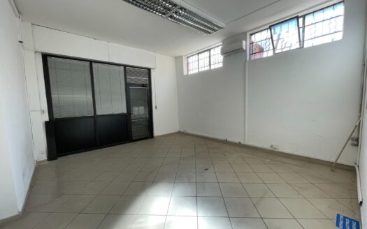 Gregna Sant’Andrea – Tuscolana mq 100 C1 € 1500 CA401