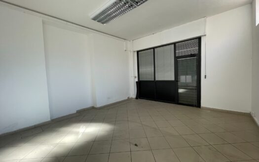 Gregna Sant’Andrea – Tuscolana mq 100 C1 € 1500 CA401