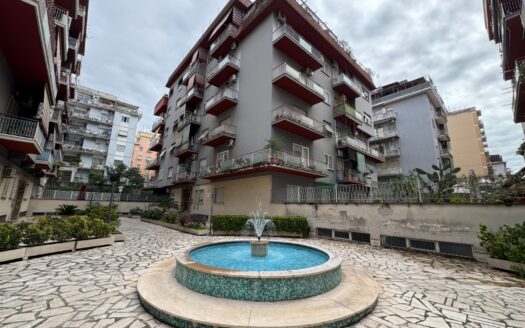 Centocelle –  bilocale con cucina € 235.000 T201