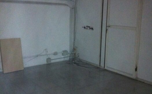 Ciampino – Capannone con piazzale € 2.600