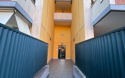Tuscolana –   2 locali  € 235000 T203