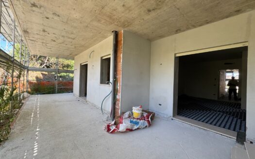 Gregna Sant Andrea – 3 locali � 270000 T314