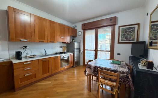 Tuscolana – 2 locali � 185000 T203