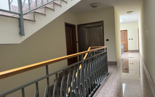 Tuscolana – 2 locali � 185000 T203