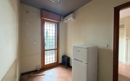 Tuscolana – 2 locali € 199000 T208