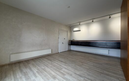 Tuscolana – 3 locali � 275000 T301