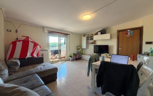 Tuscolana – 4 locali € 235000 T405