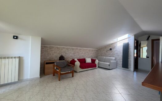 Morena – 2 locali � 0 A202