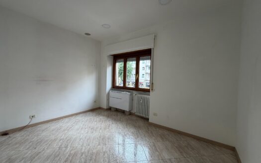 Tuscolana – 3 locali � 0 A301