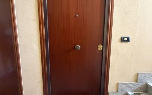 Romanina – 4 locali � 229000 T404
